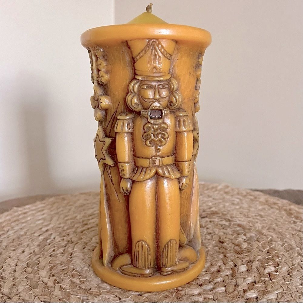 𝅺VINTAGE Hand Carved Nutcracker Holiday Candle